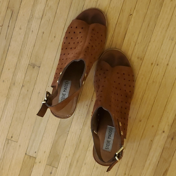 Steve Madden Heels - Picture 2 of 4